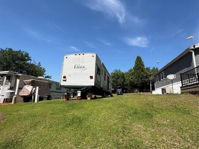 132 Blue Bird Drive, New London, NC 28127.  MLS# CAR4379878, YatesRealty ID 20839. 
