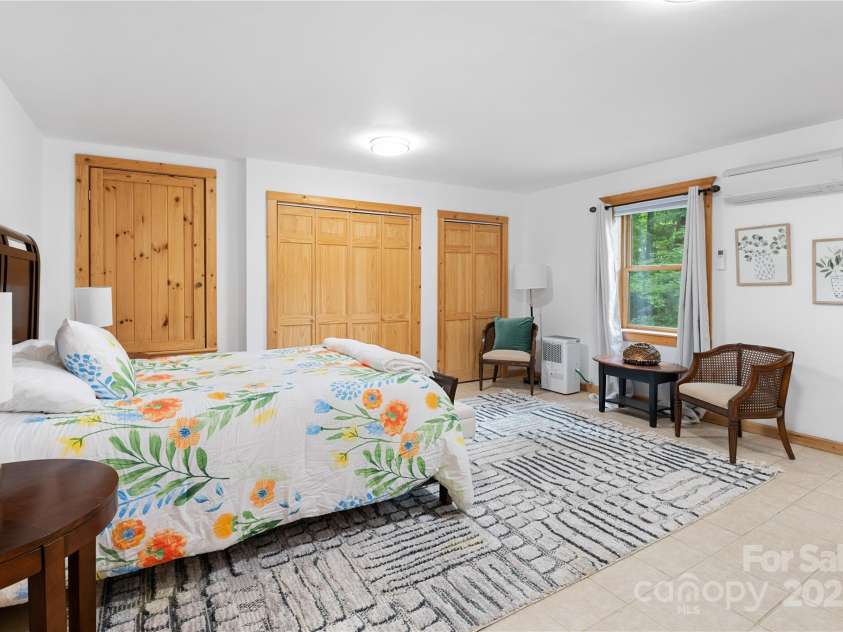 205 Chestnut Village, Mars Hill, NC 28754.  MLS# CAR4273023, YatesRealty ID 20839. 