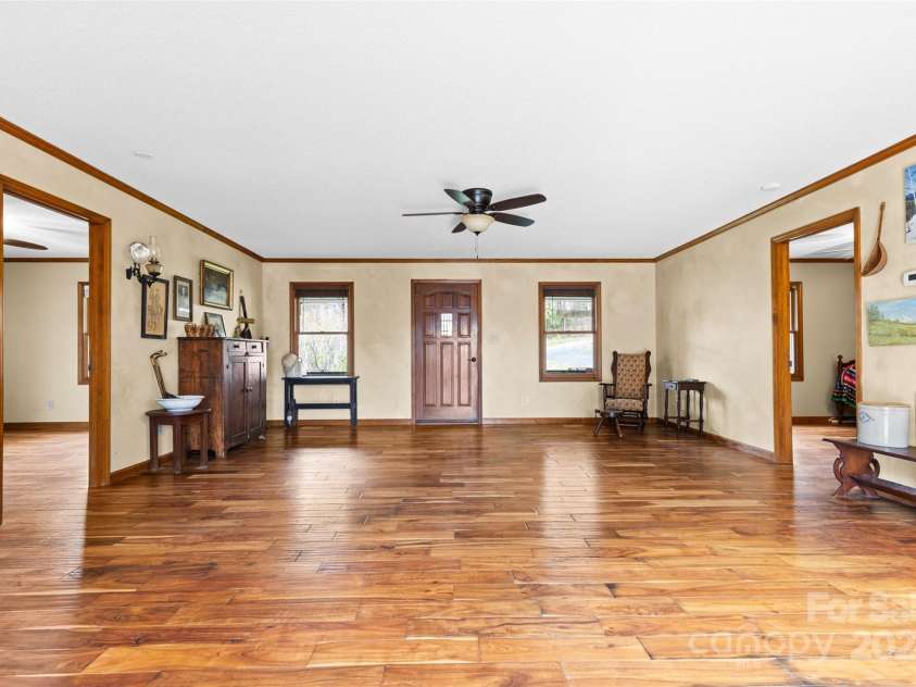 143 Ponokah Lane, Statesville, NC 28677.  MLS# CAR4201179, YatesRealty ID 2084. 