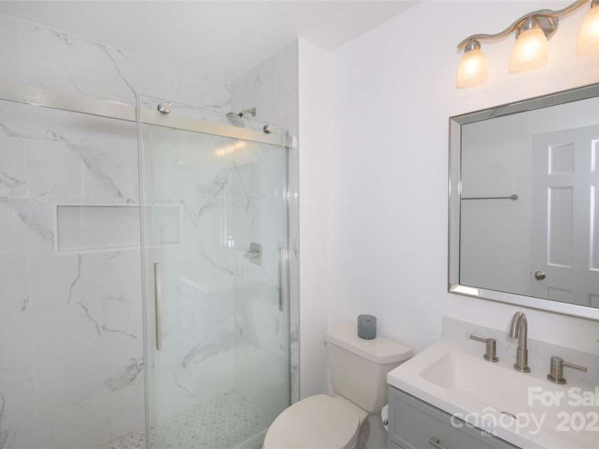 187 Pine Village Lane, Blowing Rock, NC 28605.  MLS# CAR4273223, YatesRealty ID 20840. 