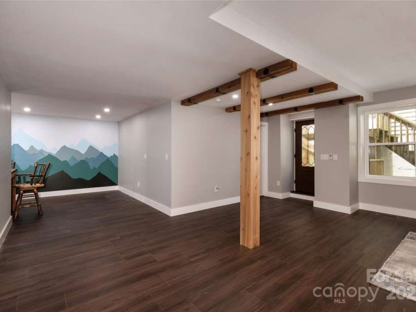 187 Pine Village Lane, Blowing Rock, NC 28605.  MLS# CAR4273223, YatesRealty ID 20840. 