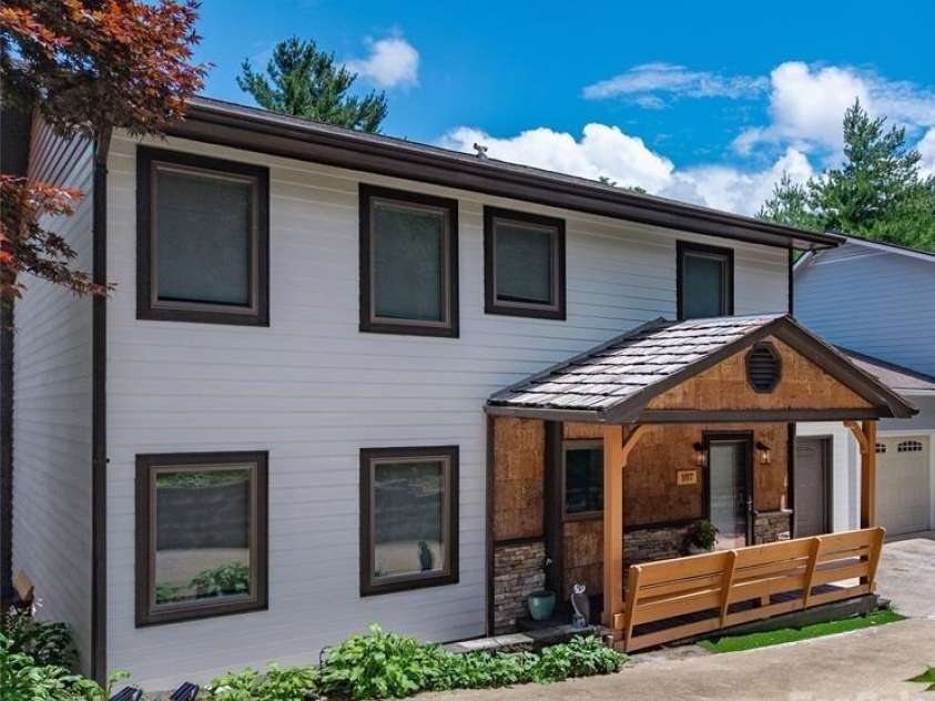 187 Pine Village Lane, Blowing Rock, NC 28605.  MLS# CAR4335437, YatesRealty ID 20840. 