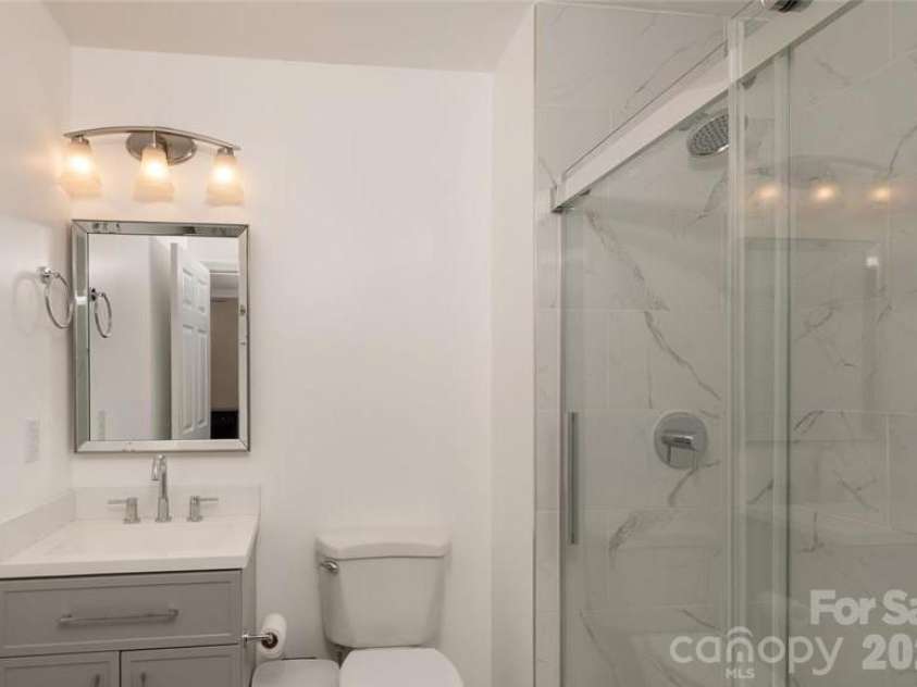 187 Pine Village Lane, Blowing Rock, NC 28605.  MLS# CAR4335437, YatesRealty ID 20840. 