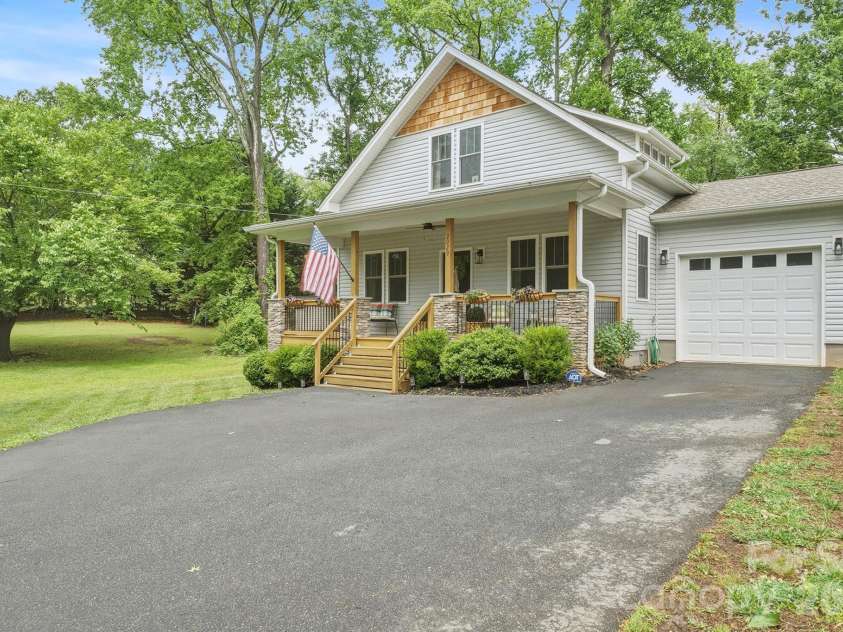 2029 Bost Street, Lincolnton, NC 28092.  MLS# CAR4377840, YatesRealty ID 20841. 