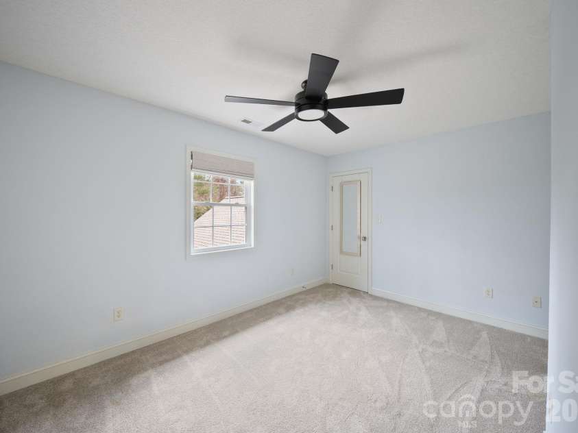 21 Hope Road, Weaverville, NC 28787.  MLS# CAR4349184, YatesRealty ID 20842. 