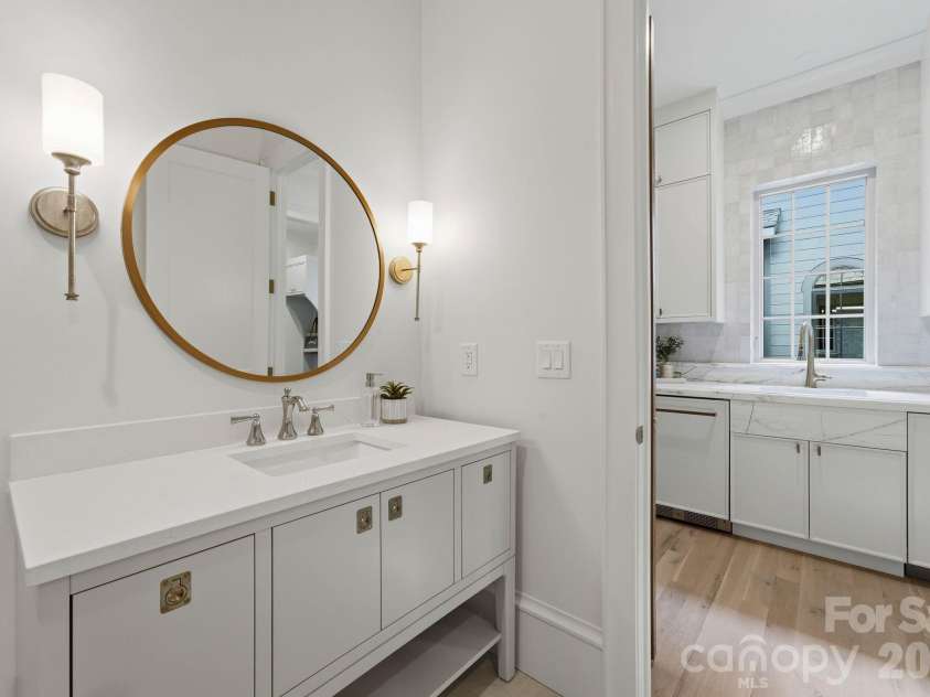 110 Hunter Lane, Charlotte, NC 28211.  MLS# CAR4424085, YatesRealty ID 20843. 1st Floor Full Bath Vanity - Entry to the Scullery to right