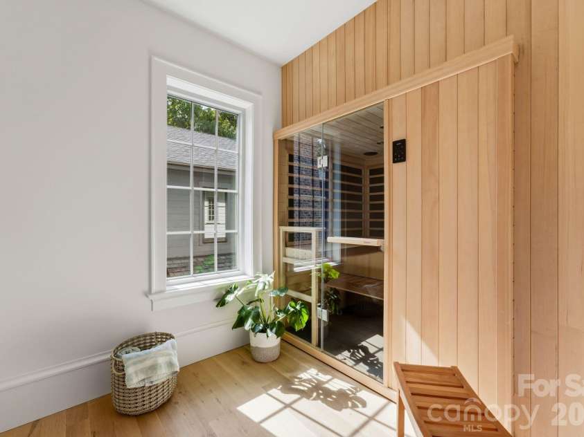 110 Hunter Lane, Charlotte, NC 28211.  MLS# CAR4424085, YatesRealty ID 20843. Sauna Room (7'x12')