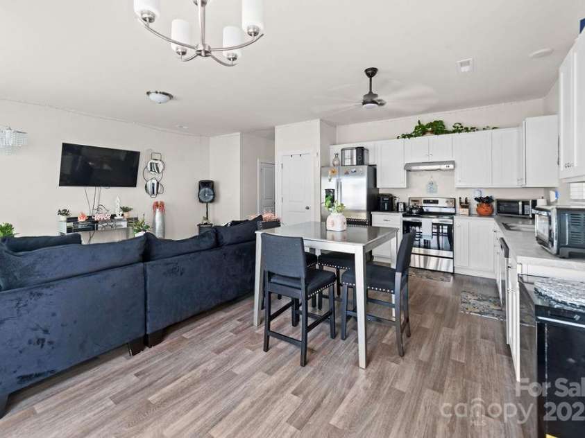 9025 Henry Thoreau Road, Charlotte, NC 28214.  MLS# CAR4272433, YatesRealty ID 20843. 