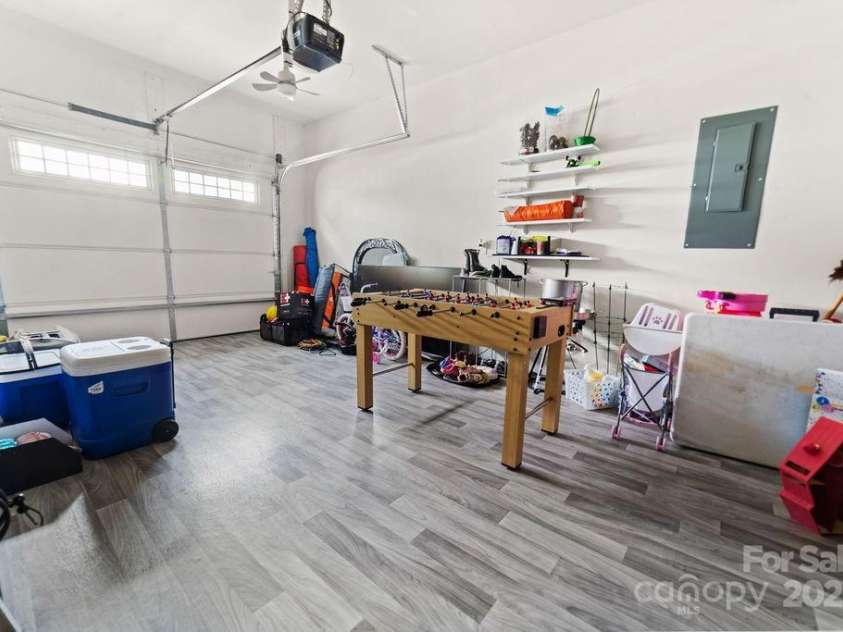 9025 Henry Thoreau Road, Charlotte, NC 28214.  MLS# CAR4272433, YatesRealty ID 20843. 