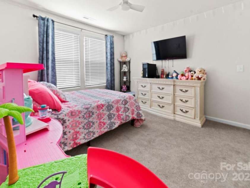 9025 Henry Thoreau Road, Charlotte, NC 28214.  MLS# CAR4272433, YatesRealty ID 20843. 