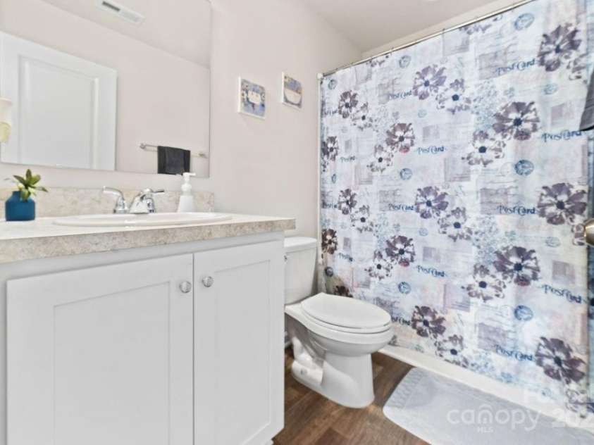 9025 Henry Thoreau Road, Charlotte, NC 28214.  MLS# CAR4272433, YatesRealty ID 20843. 