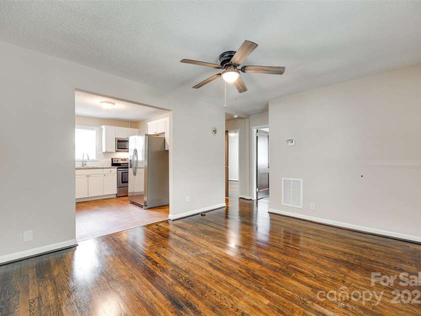 814 Grace Street, Kings Mountain, NC 28086.  MLS# CAR4273120, YatesRealty ID 20844. 