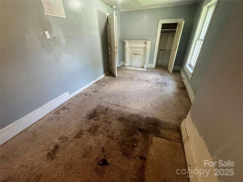 119 Hemlock Avenue, Kannapolis, NC 28081.  MLS# CAR4273233, YatesRealty ID 20845. 