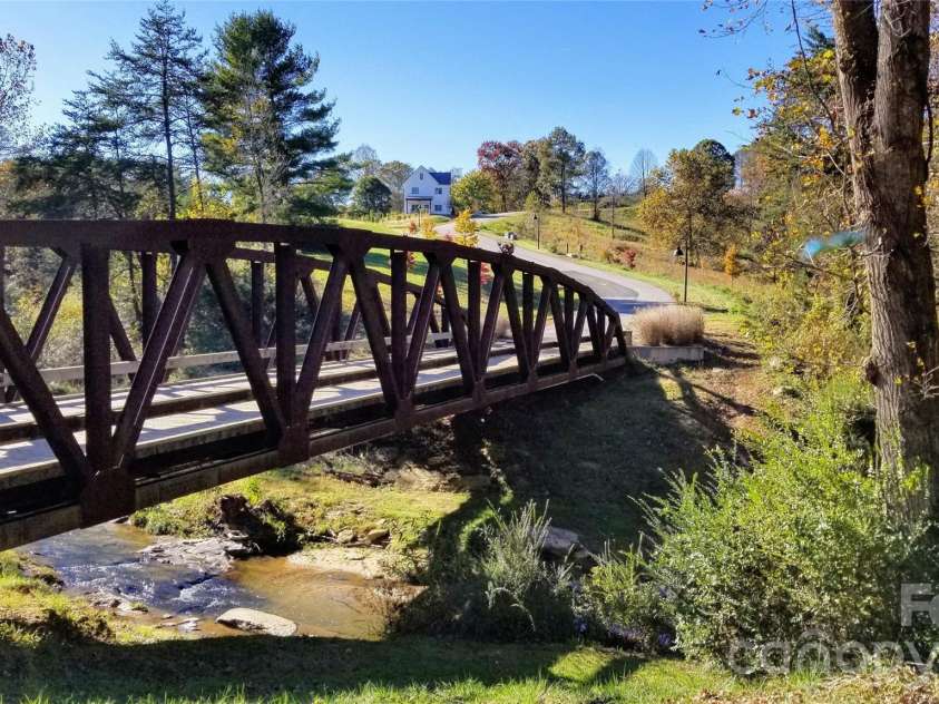 6 River Run, Asheville, NC 28804.  MLS# CAR4363659, YatesRealty ID 20845. 