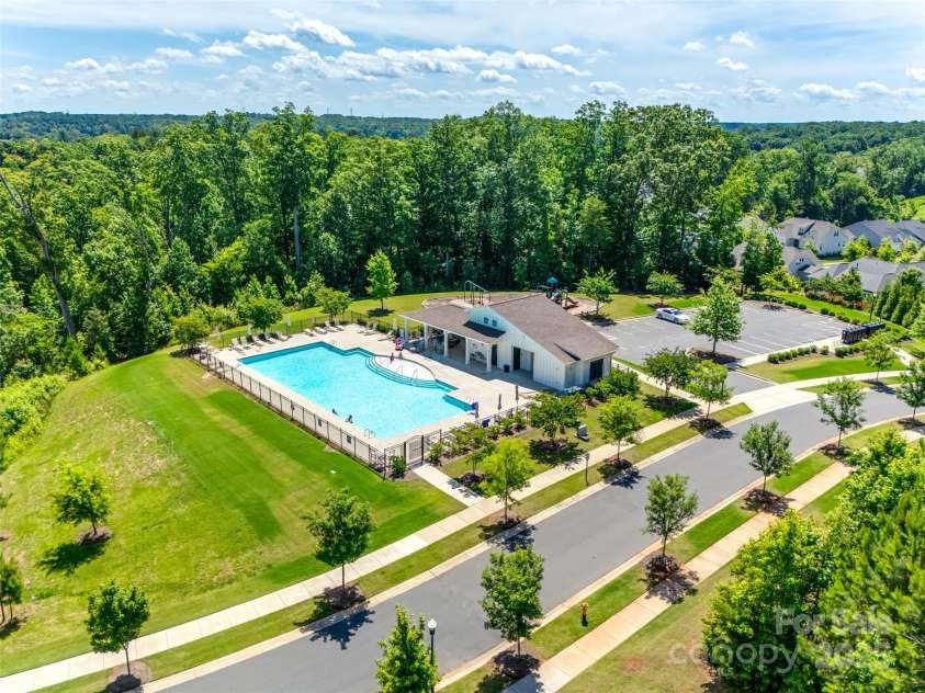 3041 Winged Teal Court, Belmont, NC 28012.  MLS# CAR4270960, YatesRealty ID 20846. 