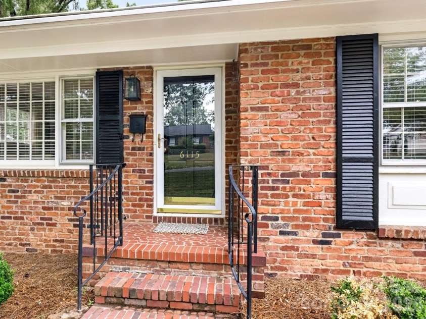 6115 Rosecrest Drive, Charlotte, NC 28210.  MLS# CAR4376444, YatesRealty ID 20848. 