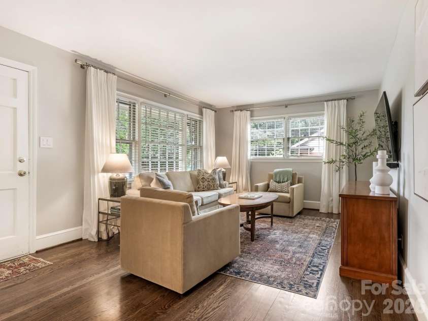 6115 Rosecrest Drive, Charlotte, NC 28210.  MLS# CAR4376444, YatesRealty ID 20848. 