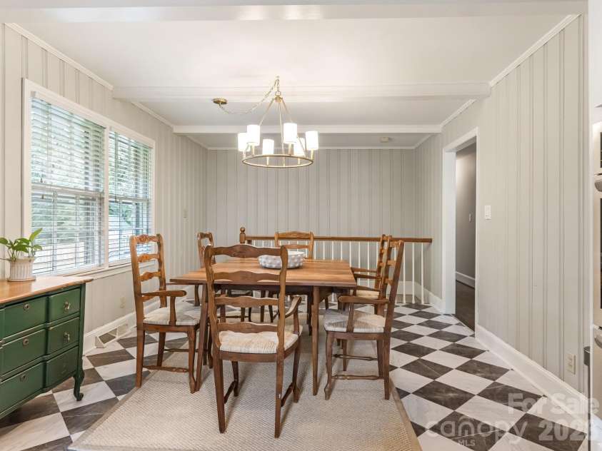 6115 Rosecrest Drive, Charlotte, NC 28210.  MLS# CAR4376444, YatesRealty ID 20848. 