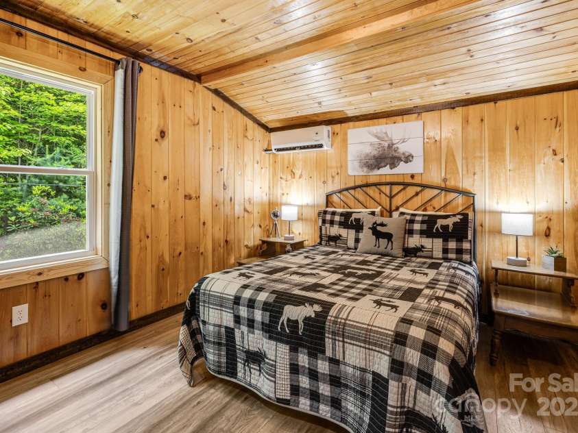 6541 Grassy Branch Road, Bryson City, NC 28713.  MLS# CAR4265926, YatesRealty ID 20848. 