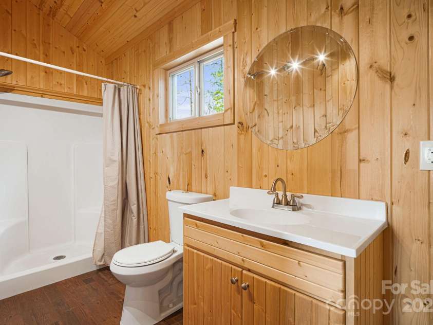 120 Wilderness Drive, Weaverville, NC 28787.  MLS# CAR4268806, YatesRealty ID 20849. Primary Bathroom