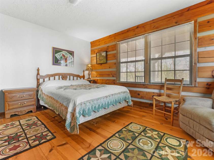 178 Tablerock Drive, Saluda, NC 28773.  MLS# CAR4380974, YatesRealty ID 20849. 