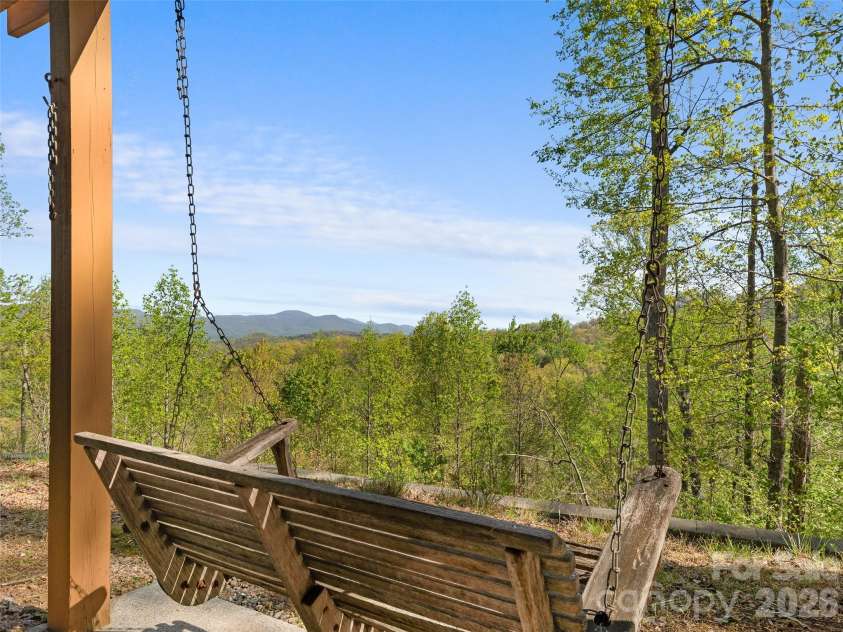 178 Tablerock Drive, Saluda, NC 28773.  MLS# CAR4380974, YatesRealty ID 20849. 