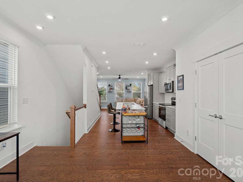 4012 Capital Ridge Court, Charlotte, NC 28205.  MLS# CAR4346654, YatesRealty ID 2085. 
