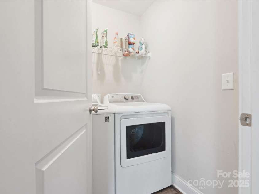 429 Summer Ridge Drive, Stanley, NC 28164.  MLS# CAR4269472, YatesRealty ID 20850. Laundry Room.