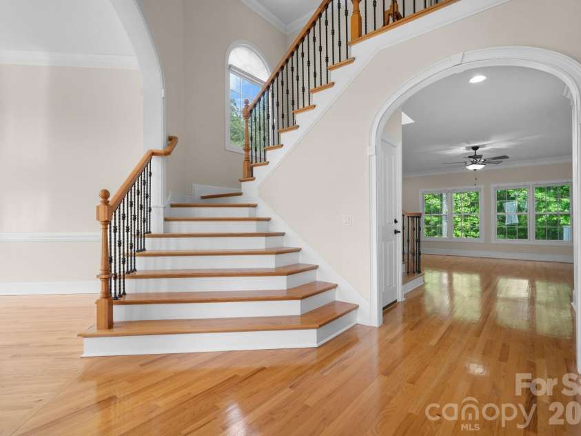 4 Royal Vista Way, Granite Falls, NC 28630.  MLS# CAR4376295, YatesRealty ID 20851. 
