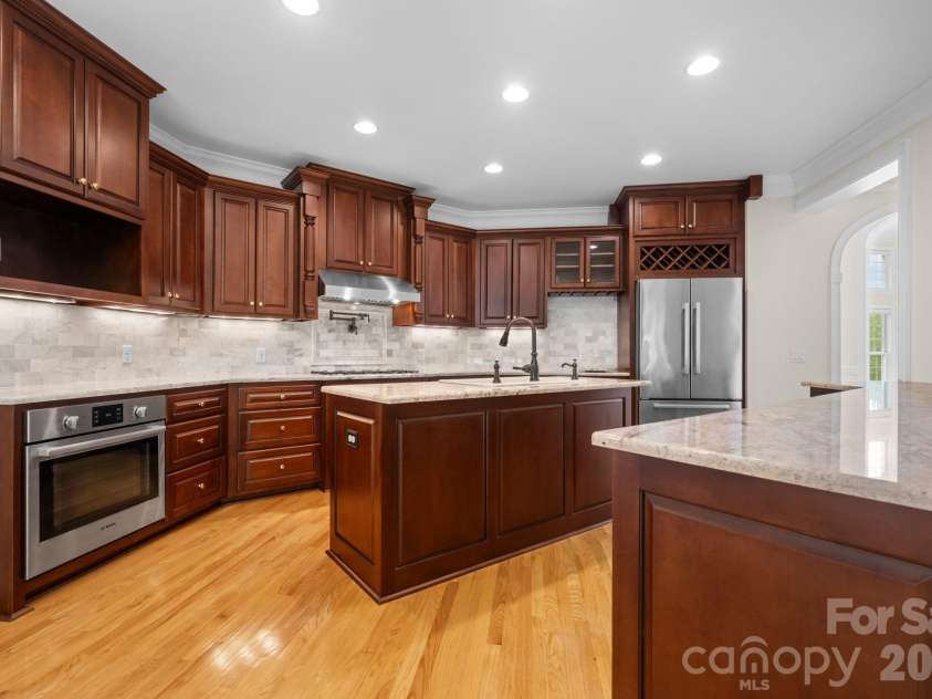 4 Royal Vista Way, Granite Falls, NC 28630.  MLS# CAR4376295, YatesRealty ID 20851. 