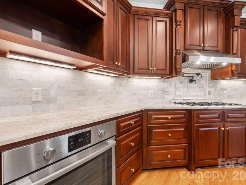 4 Royal Vista Way, Granite Falls, NC 28630.  MLS# CAR4376295, YatesRealty ID 20851. 