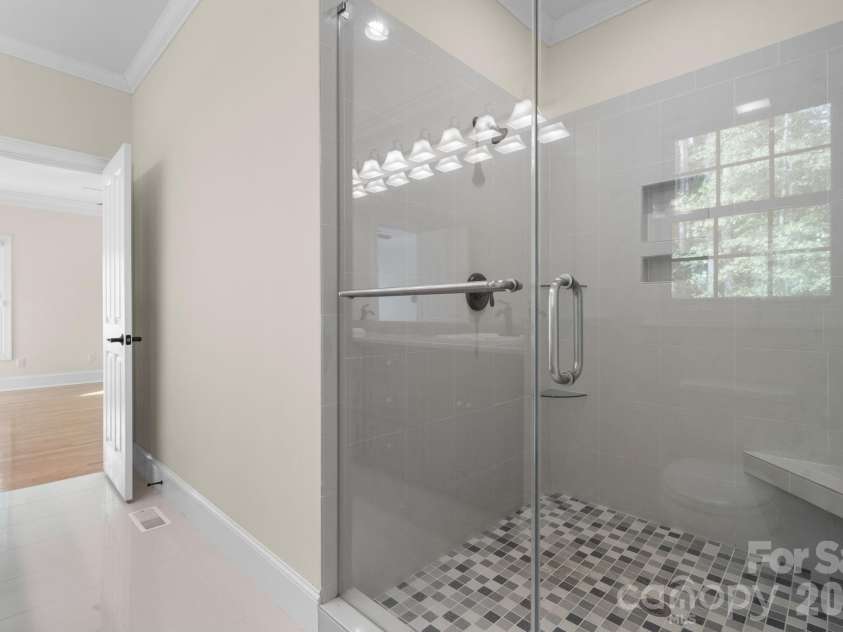 4 Royal Vista Way, Granite Falls, NC 28630.  MLS# CAR4376295, YatesRealty ID 20851. 