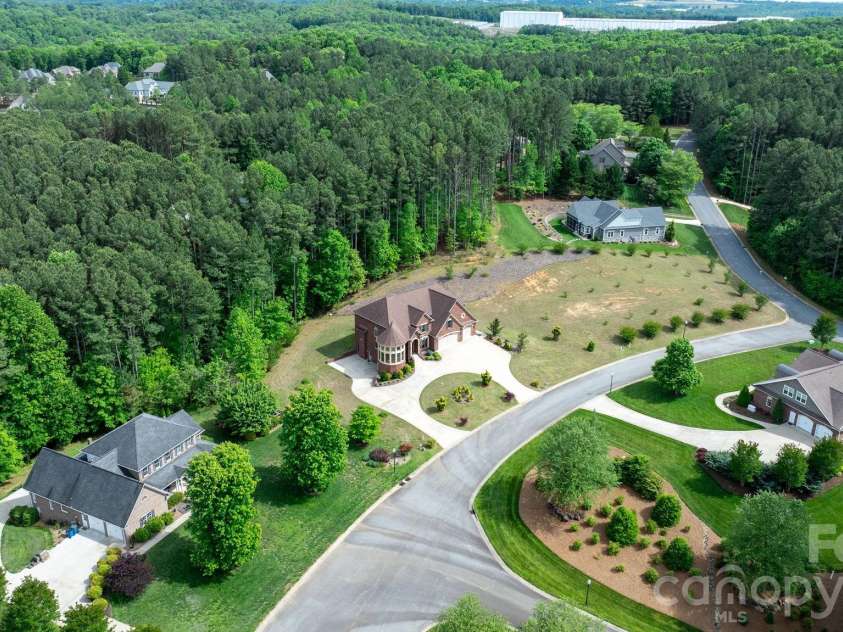 4 Royal Vista Way, Granite Falls, NC 28630.  MLS# CAR4376295, YatesRealty ID 20851. 
