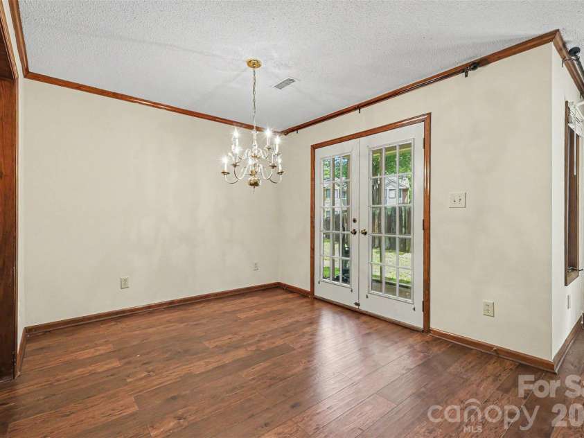 1043 Wexford Place, Concord, NC 28027.  MLS# CAR4379922, YatesRealty ID 20852. 