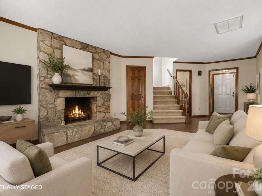 1043 Wexford Place, Concord, NC 28027.  MLS# CAR4379922, YatesRealty ID 20852. 