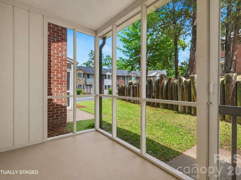 1043 Wexford Place, Concord, NC 28027.  MLS# CAR4379922, YatesRealty ID 20852. 