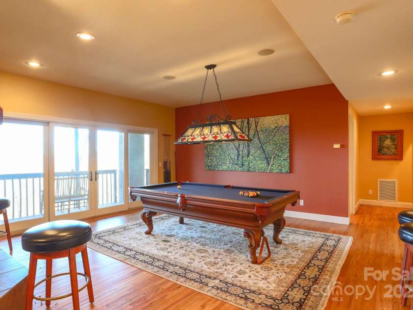 55 Ramp Patch Trail, Burnsville, NC 28714.  MLS# CAR4252557, YatesRealty ID 20854. 