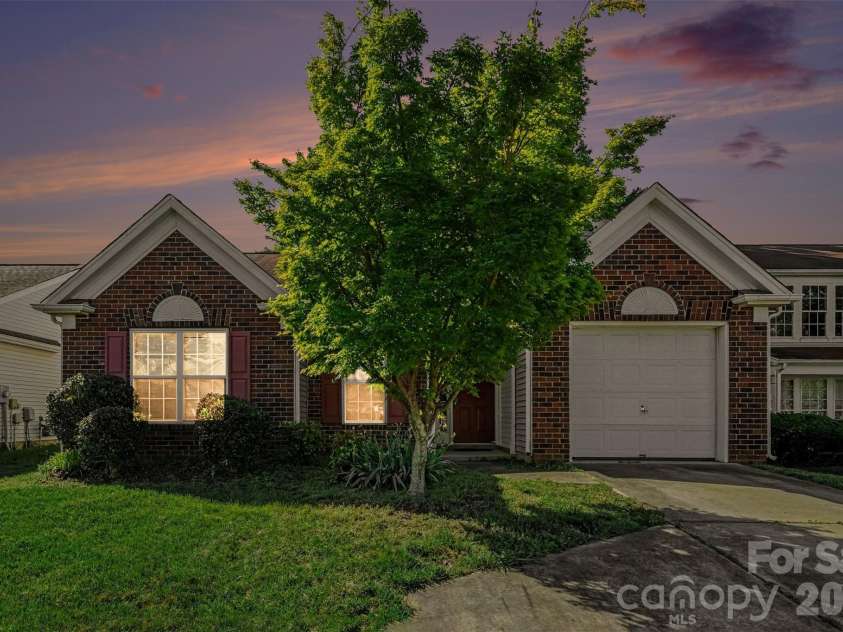 7516 Double Springs Court, Charlotte, NC 28262.  MLS# CAR4374986, YatesRealty ID 20854. 