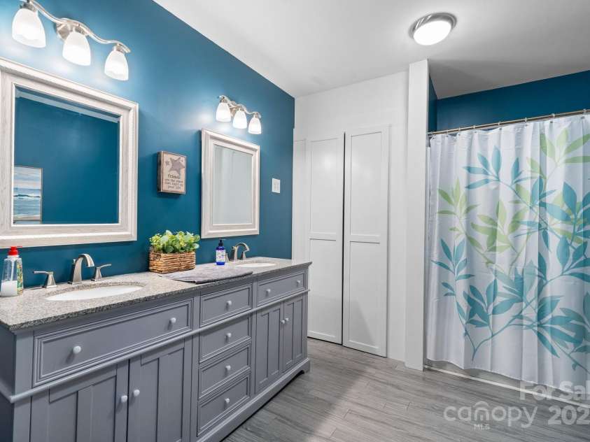 845 Linville Road, Mount Airy, NC 27030.  MLS# CAR4273389, YatesRealty ID 20856. 