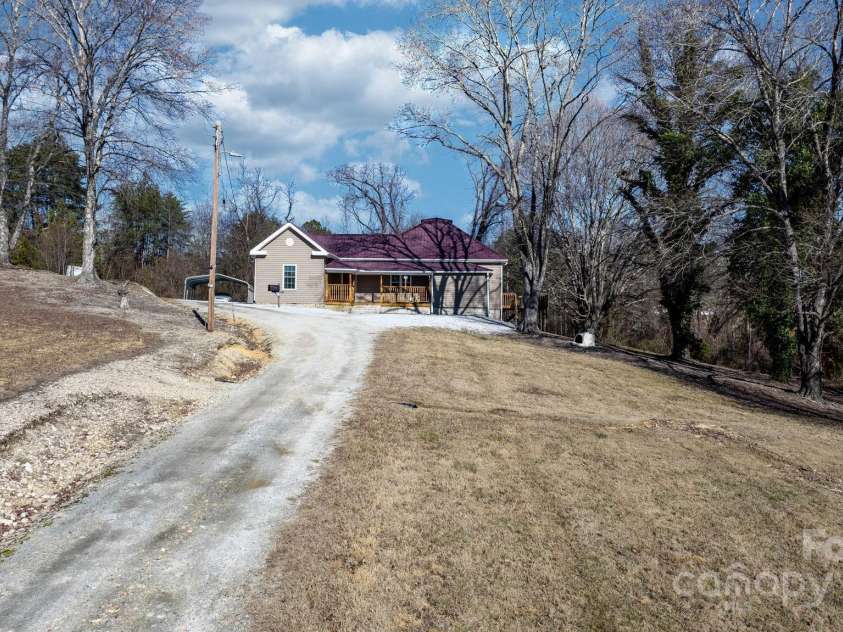 845 Linville Road, Mount Airy, NC 27030.  MLS# CAR4273389, YatesRealty ID 20856. 