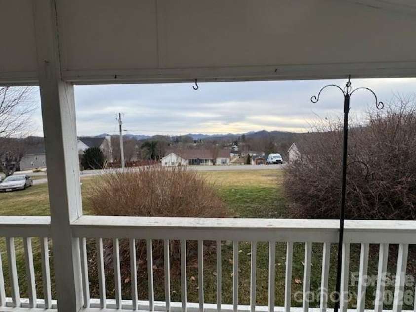 4 English Oaks Drive, Candler, NC 28715.  MLS# CAR4334695, YatesRealty ID 2086. Mtn view