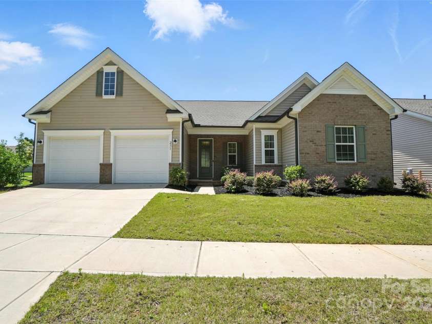 231 Cotton Ridge Place, Rock Hill, SC 29730.  MLS# CAR4271649, YatesRealty ID 20860. 