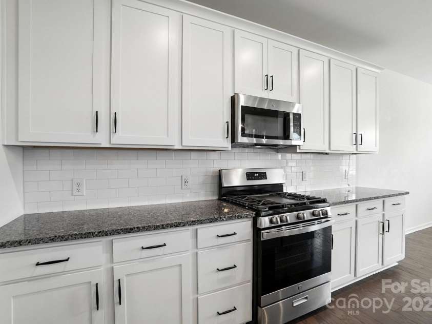 231 Cotton Ridge Place, Rock Hill, SC 29730.  MLS# CAR4271649, YatesRealty ID 20860. 