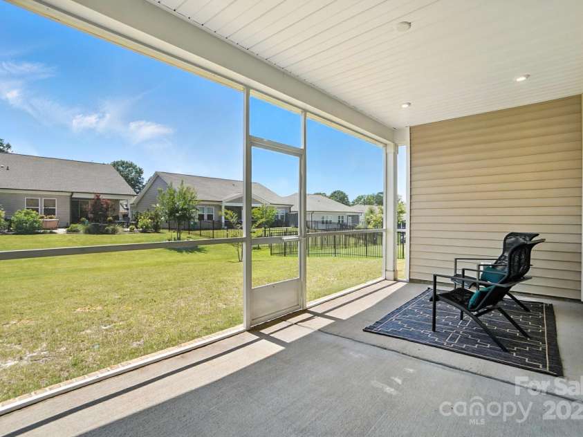231 Cotton Ridge Place, Rock Hill, SC 29730.  MLS# CAR4271649, YatesRealty ID 20860. 