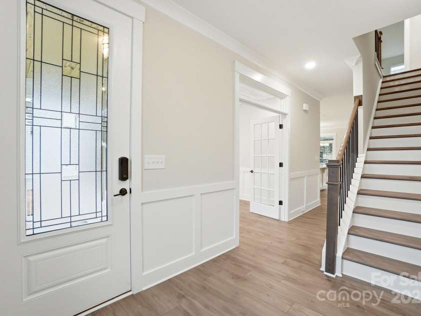 111 Longwood Road, Mooresville, NC 28115.  MLS# CAR4273278, YatesRealty ID 20862. 