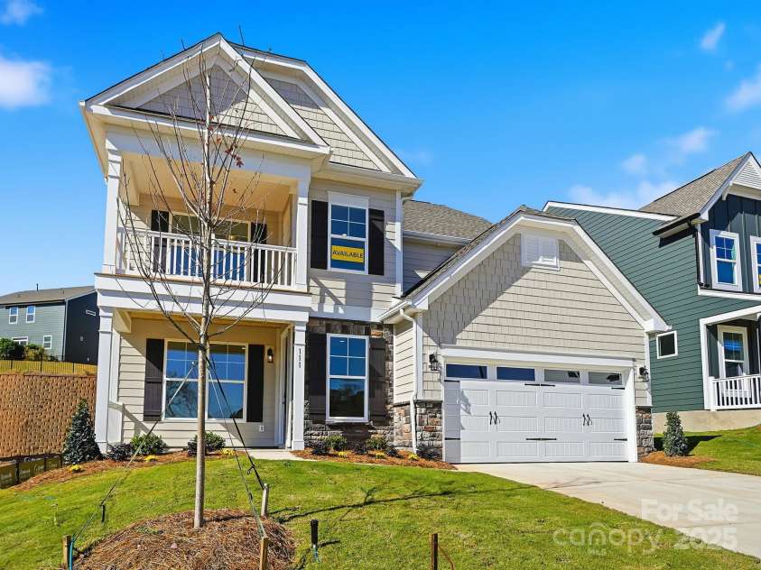111 Longwood Road, Mooresville, NC 28115.  MLS# CAR4273278, YatesRealty ID 20862. 