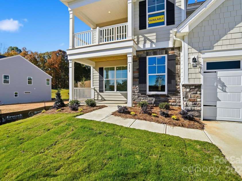 111 Longwood Road, Mooresville, NC 28115.  MLS# CAR4273278, YatesRealty ID 20862. 