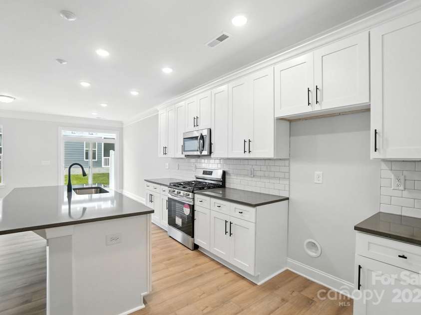 6274 Tea Olive Drive, Harrisburg, NC 28075.  MLS# CAR4273076, YatesRealty ID 20863. 