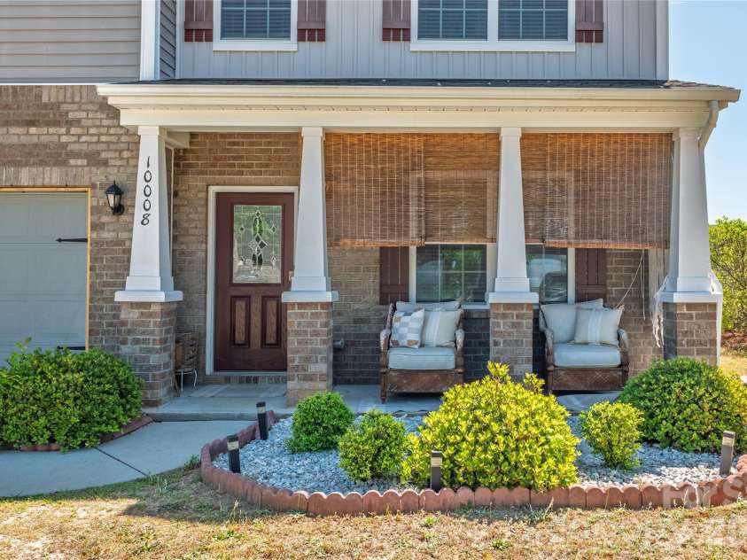10008 Brawley Lane, Charlotte, NC 28215.  MLS# CAR4380004, YatesRealty ID 20864. 