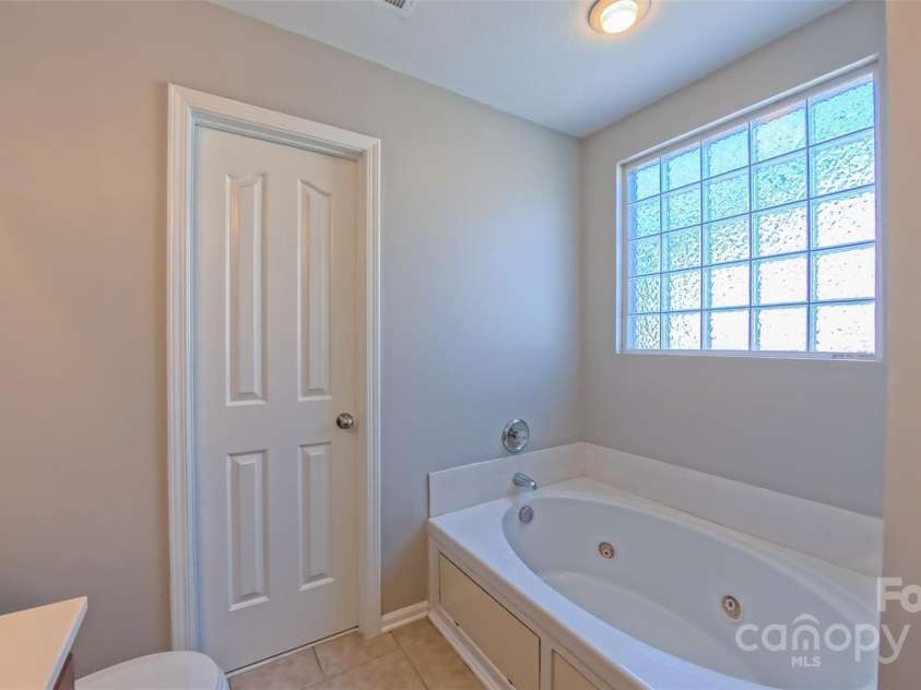 11514 Hattie Little Street, Charlotte, NC 28269.  MLS# CAR4273217, YatesRealty ID 20864. 
